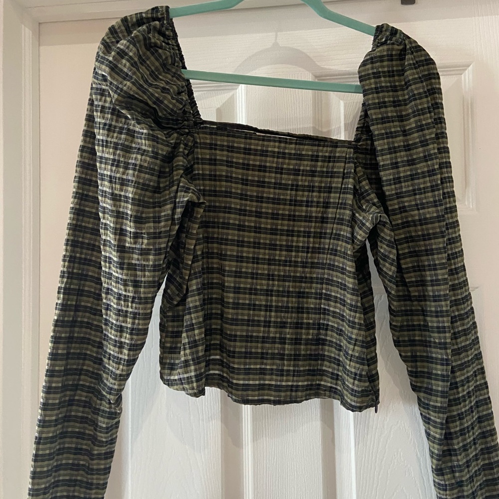 H&M Puff Sleeve Top